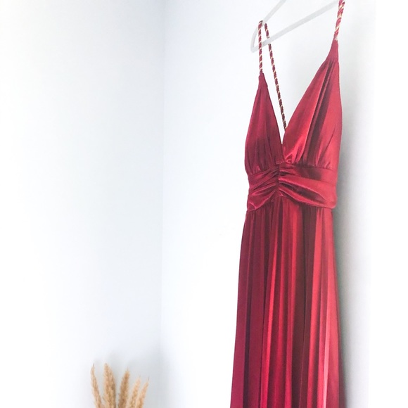 Feeling Girly Dress - Picture 2 of 3